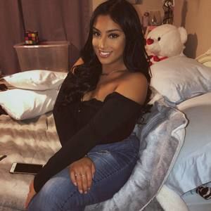 Meet your Posher, Victoria